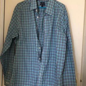 Gap plaid dress shirt